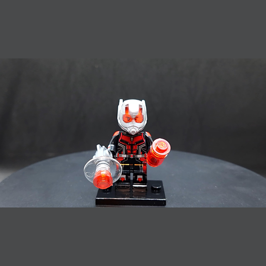 Marvel Avenger Ant-Man Figurine