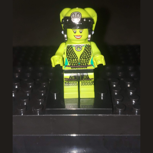 Custom-Compatible Alien Dancer Minifigure – Brick Building Fit