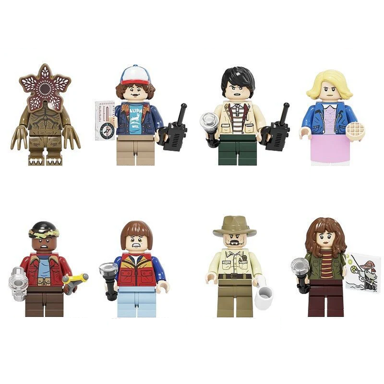 Bargain Brix Small-Town Other Side Figurine Set