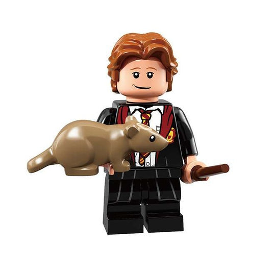 Bargain Brix Wizarding Realms Brave Wizard Apprentice with Small Animal Companion Figurine